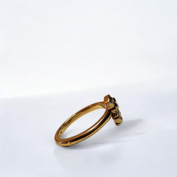Coach Horse Ring | Size 7 | Gold Tone Signature Logo | Equestrian Motif - Picture 3 of 8